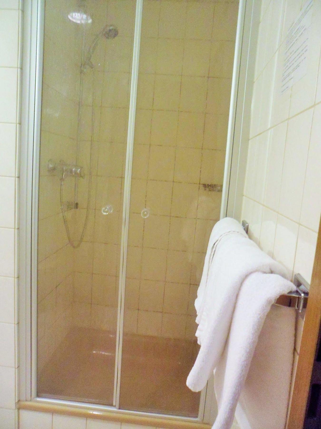 Hotel Zum Brunnen Steinbach im Taunus Extérieur photo